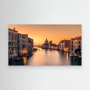 Dawn on Venice by Eric Zhang